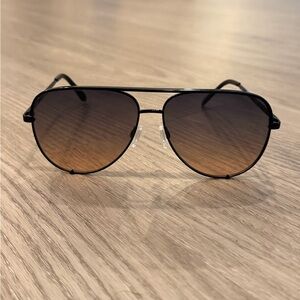 Stylish Black Aviator Sunglasses